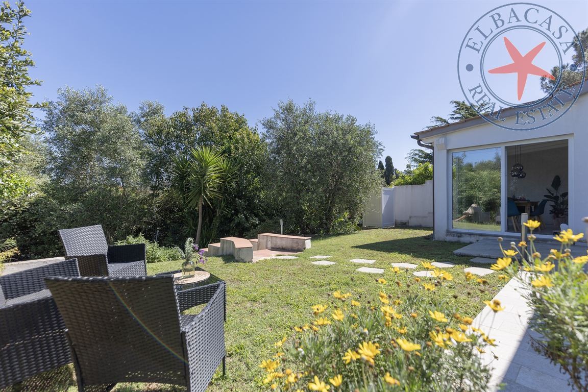 MAGAZZINI - ELBA - APPARTAMENTO CON GIARDINO