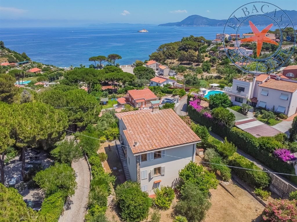 PORTOFERRAIO - ELBA - VILLA CON ACCESSO AL MARE
